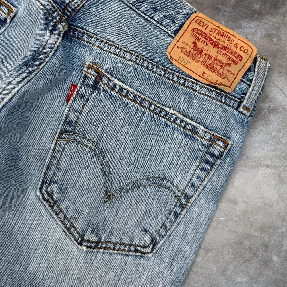 Vintage Levis 567 Distressed Bootcut Jeans Men's 32x29 Skater Grunge Denim Y2K